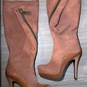 Donald J. Pliner Tan Heeled Boots with Zipper